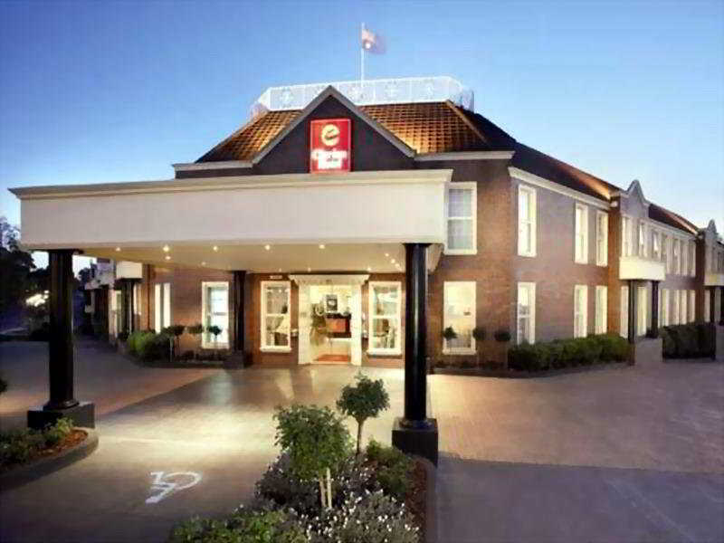 Canterbury International Hotel Forest Hill Exterior foto